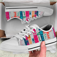 Load image into Gallery viewer, Mom Life - Unisex Low Top Shoes White