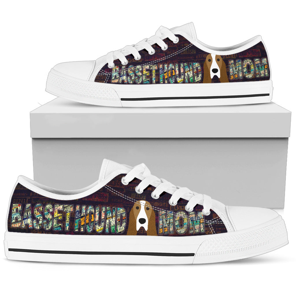 Basset Hound Mom - Women’s Low Top Shoes White