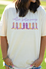 Load image into Gallery viewer, Callin’ Baton Rouge Boots Tee
