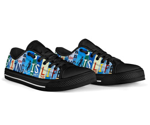 Skiing is Life - Unisex Low Top Shoes Black