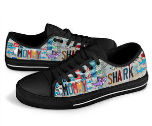 Mommy Shark - Women’s Low Top Shoes Black